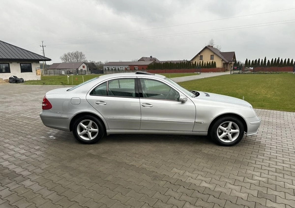 Mercedes-Benz Klasa E cena 12900 przebieg: 311000, rok produkcji 2004 z Wąchock małe 277